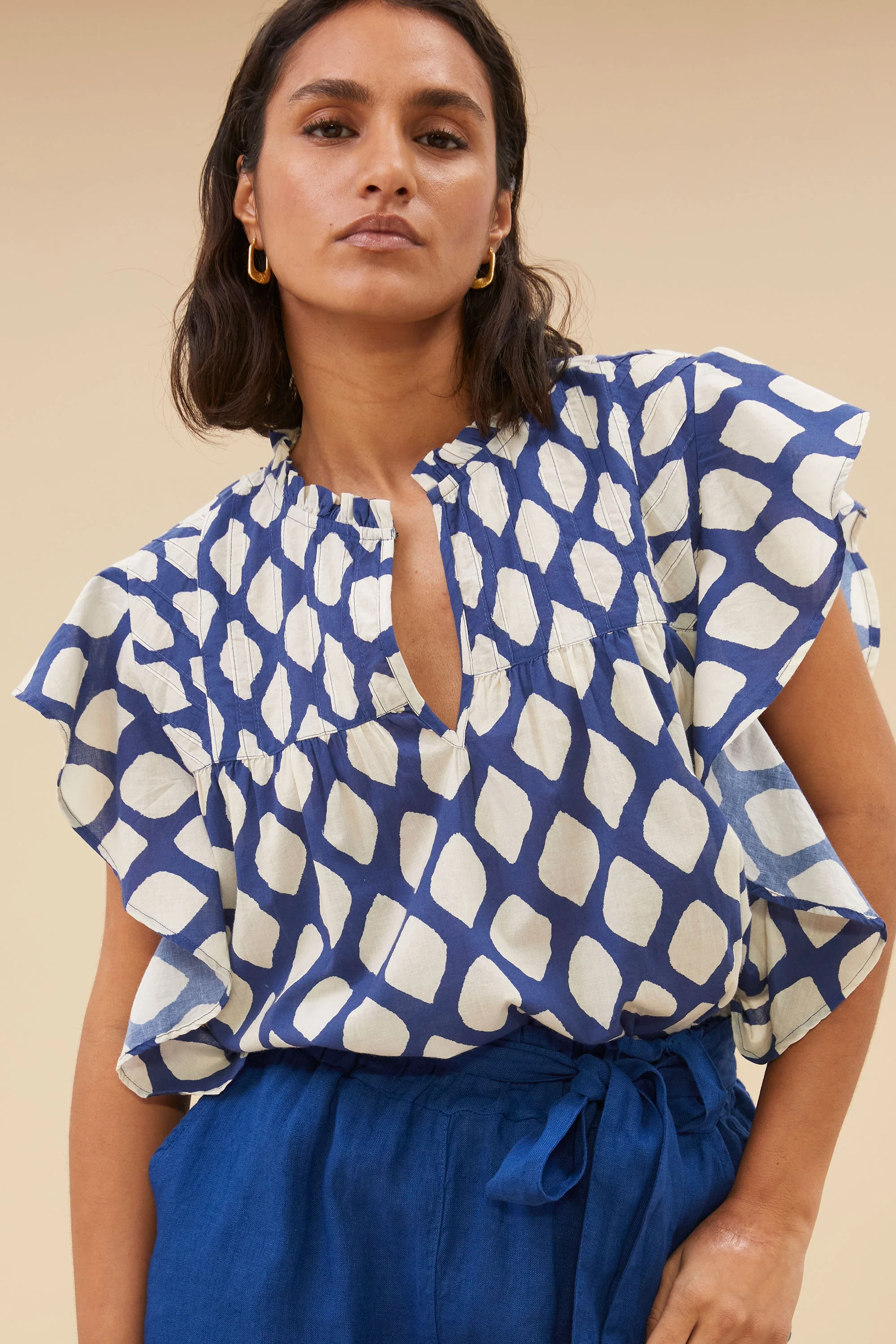 june linen shorts | kingsblue - Image 4