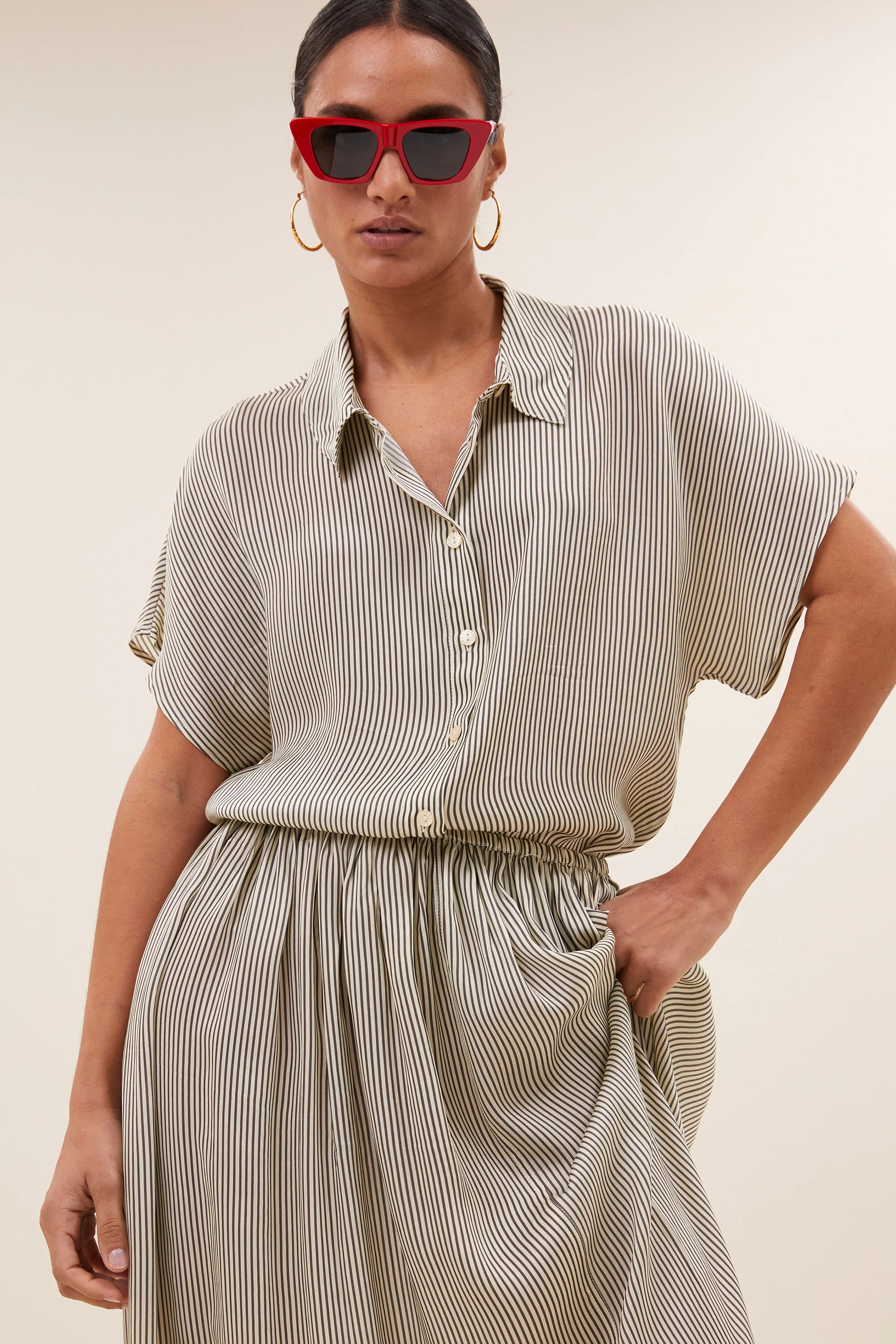 karly viscose stripe blouse | graphite stripe print - Image 4