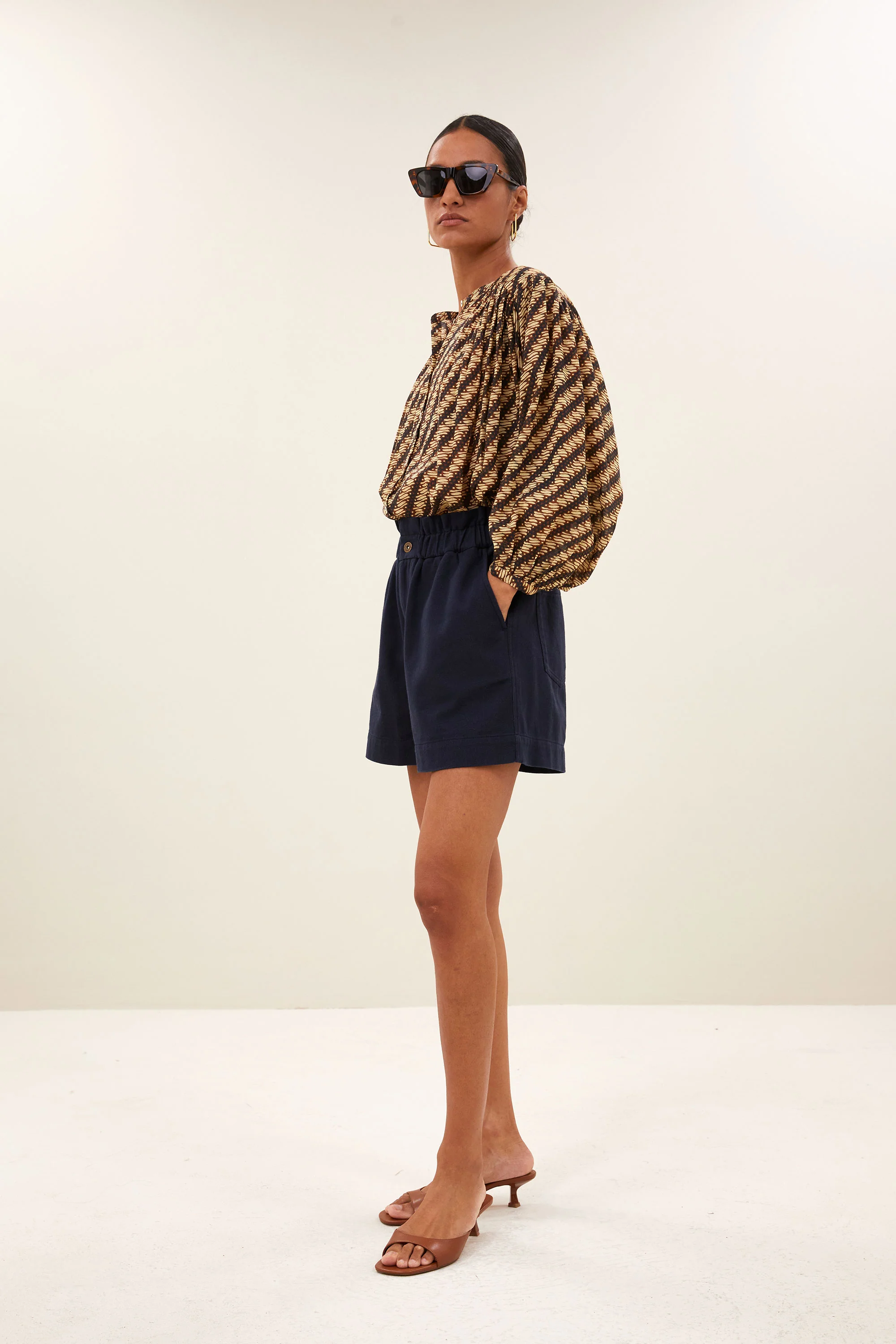 leon twill short | captain blue - Image 3
