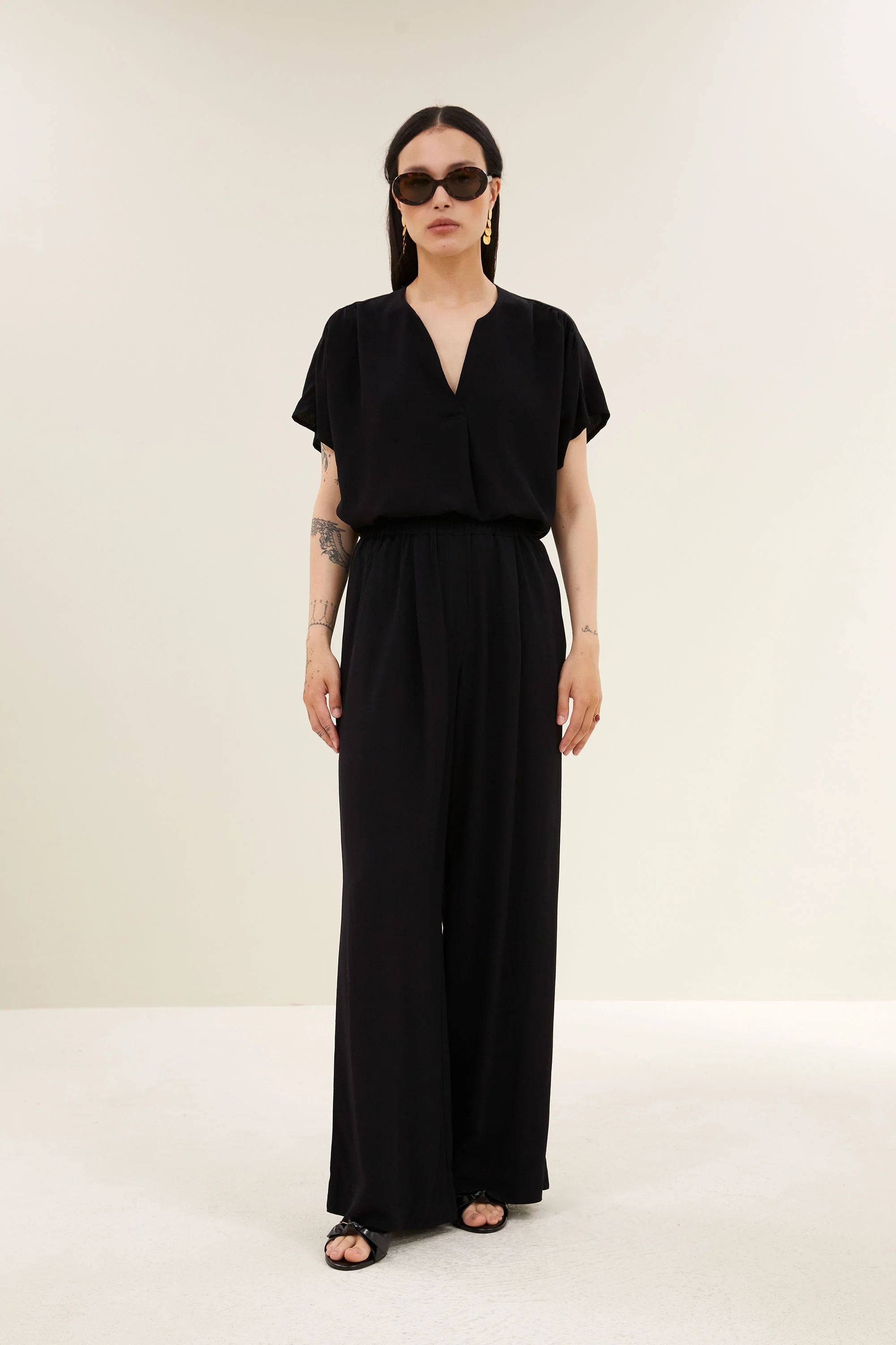 moon viscose blouse | jet black - Image 2