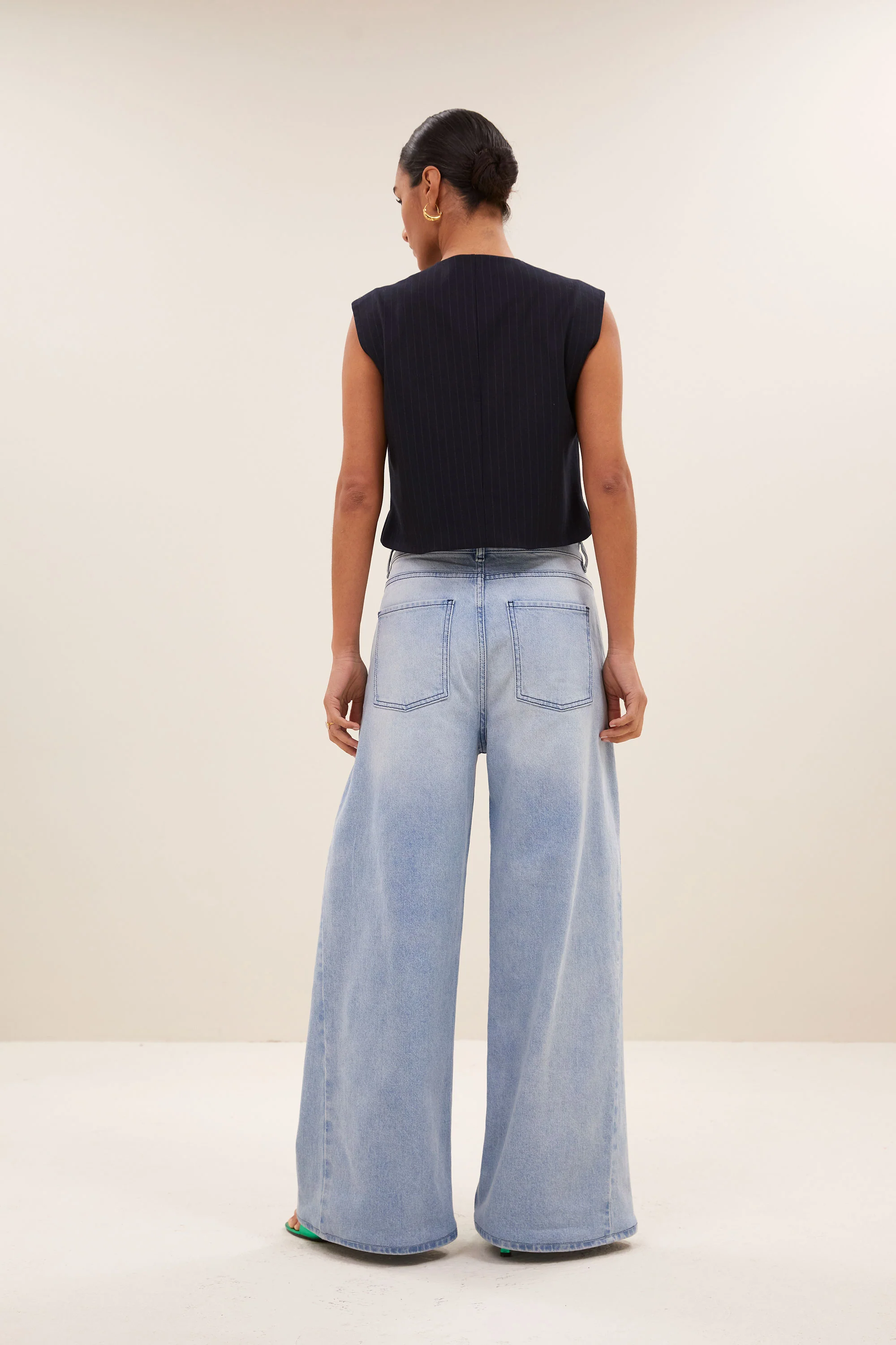 nori pinstripe gilet | midnight - Image 4