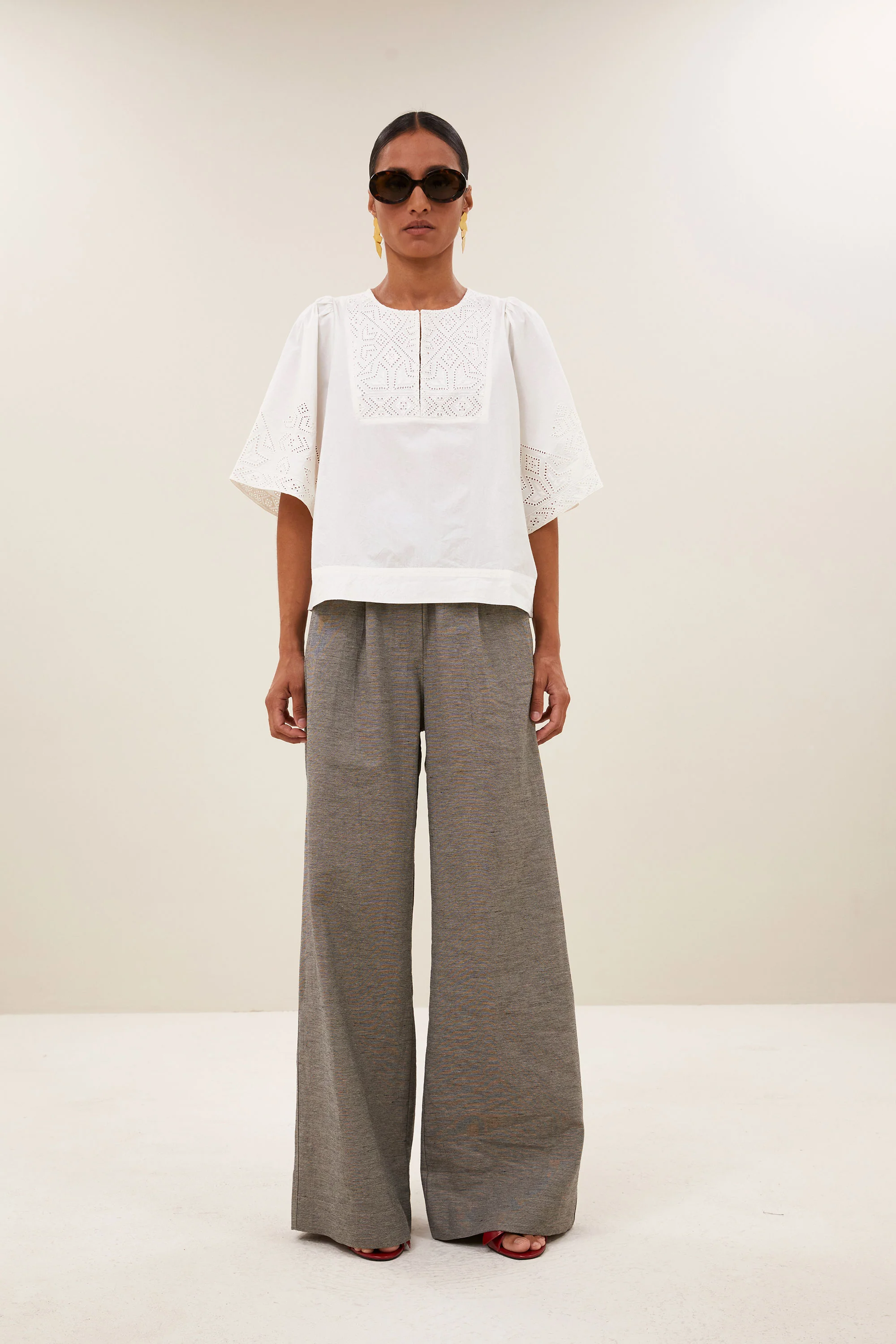 olivia embroidery blouse | cloud white - Image 2