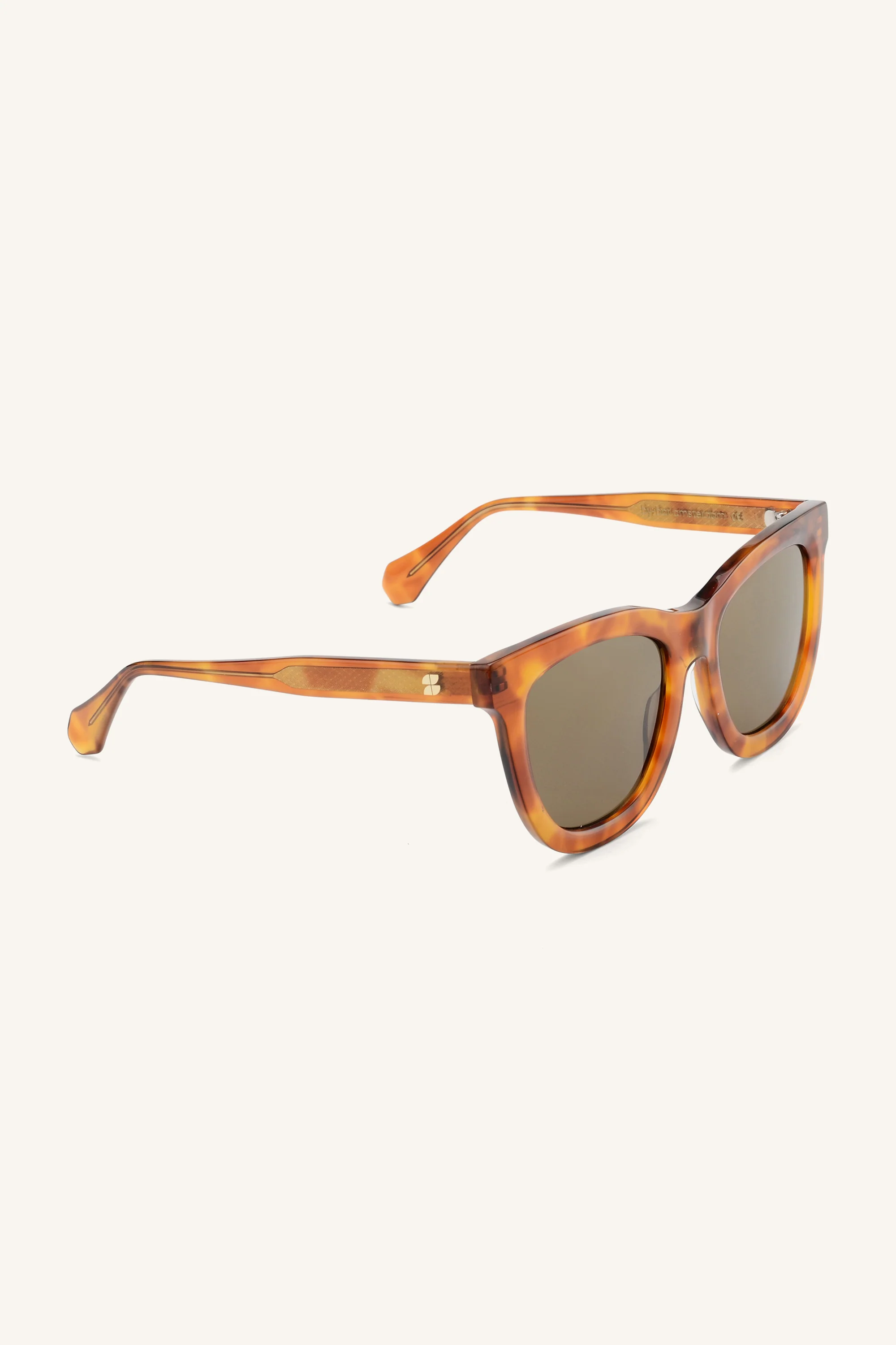 saar sunglasses | caramel - Image 2