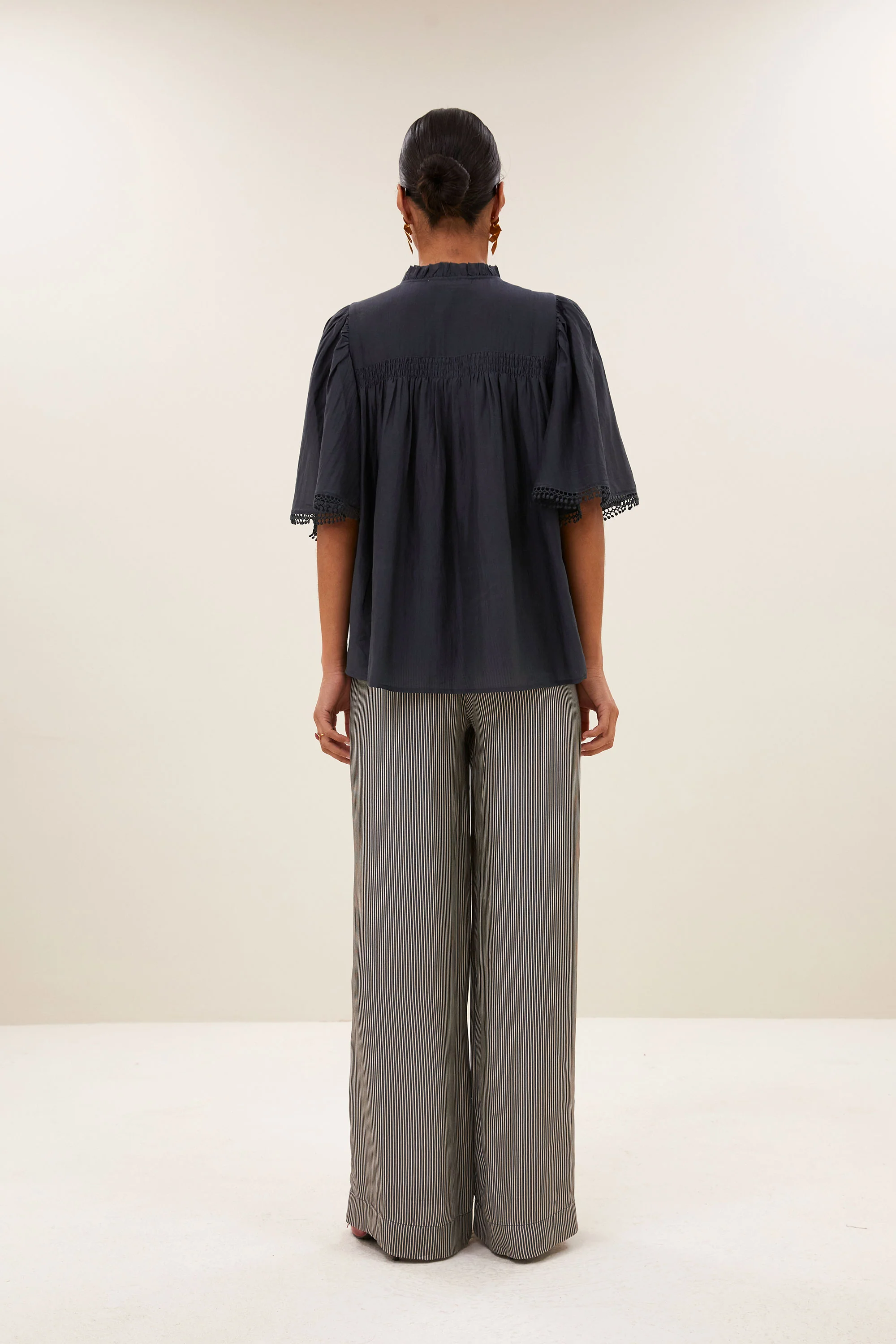 sanne silk blouse | charcoal - Image 4