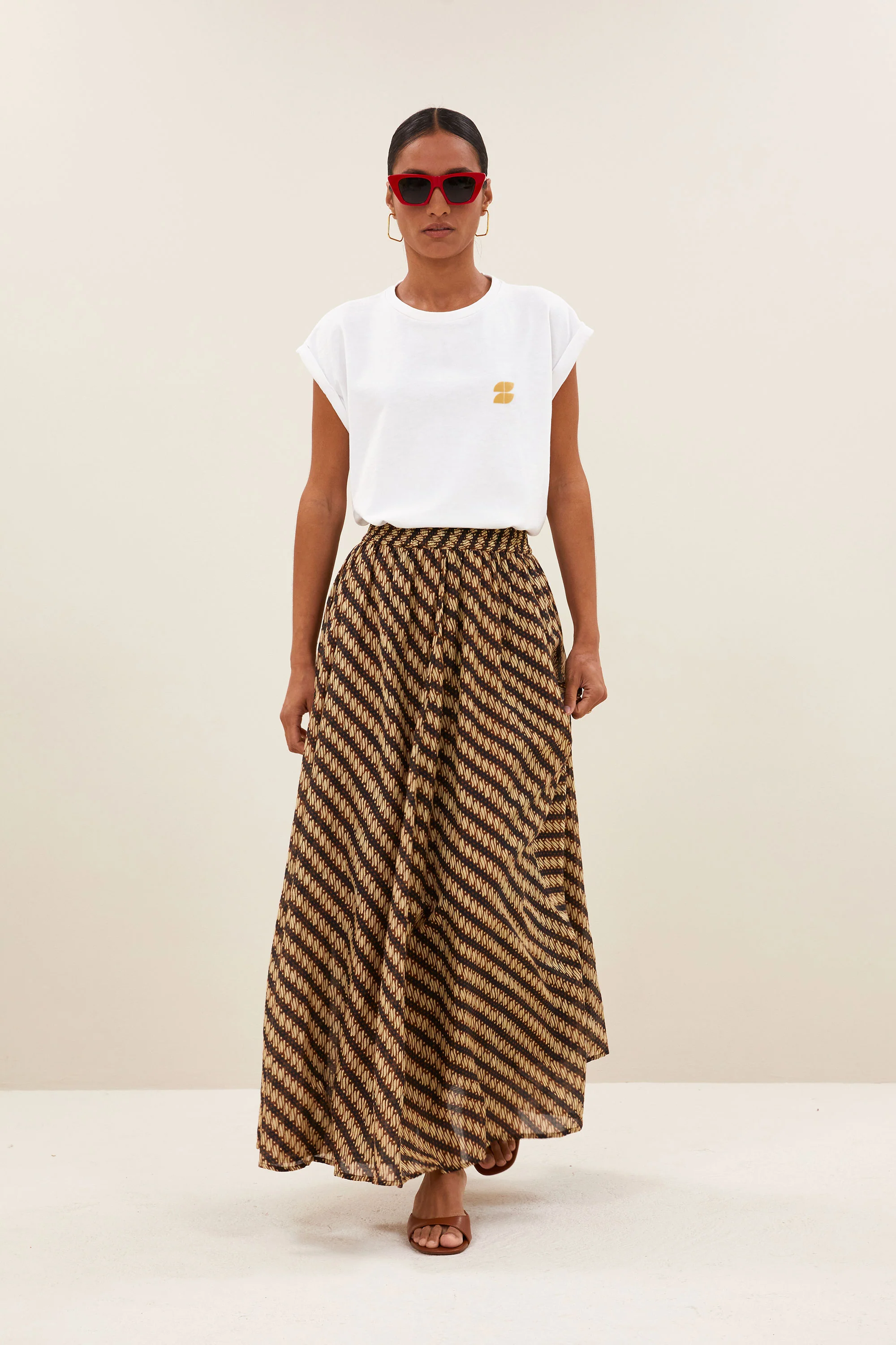 tobi flame logo top | bright white - Image 5