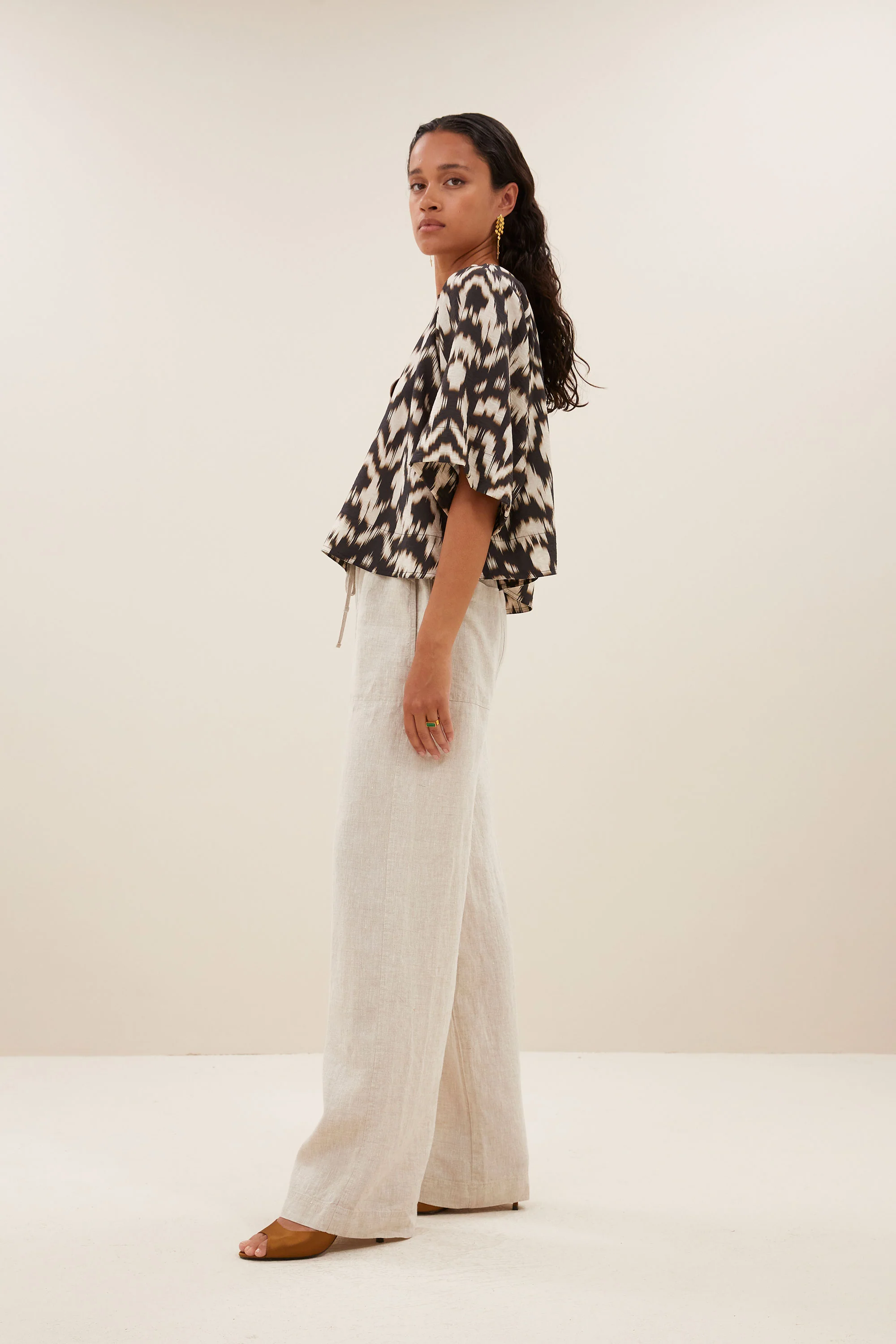 todd brown batik blouse | brown batik - Image 3