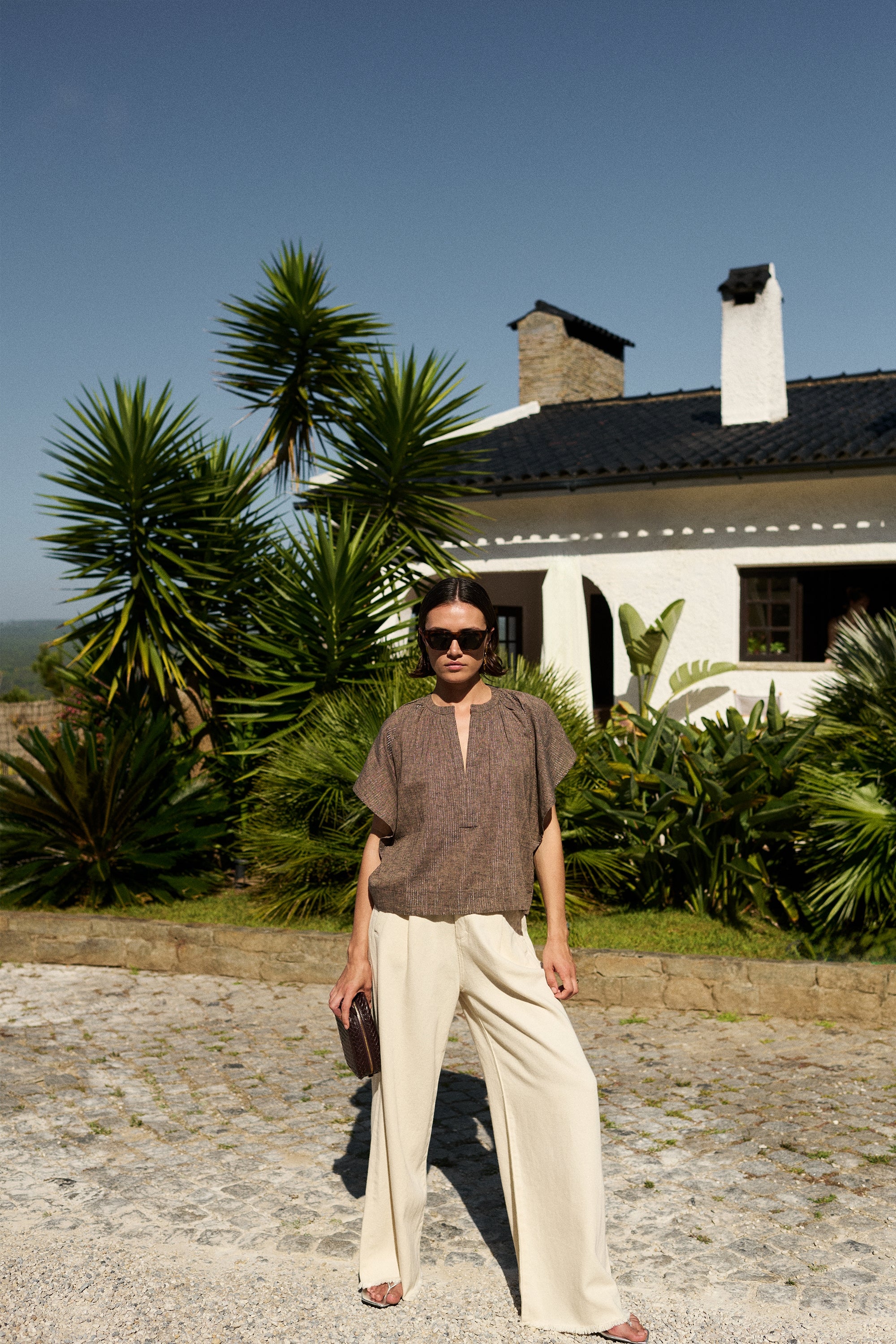 vina lurex blouse | iced coffee - Image 3