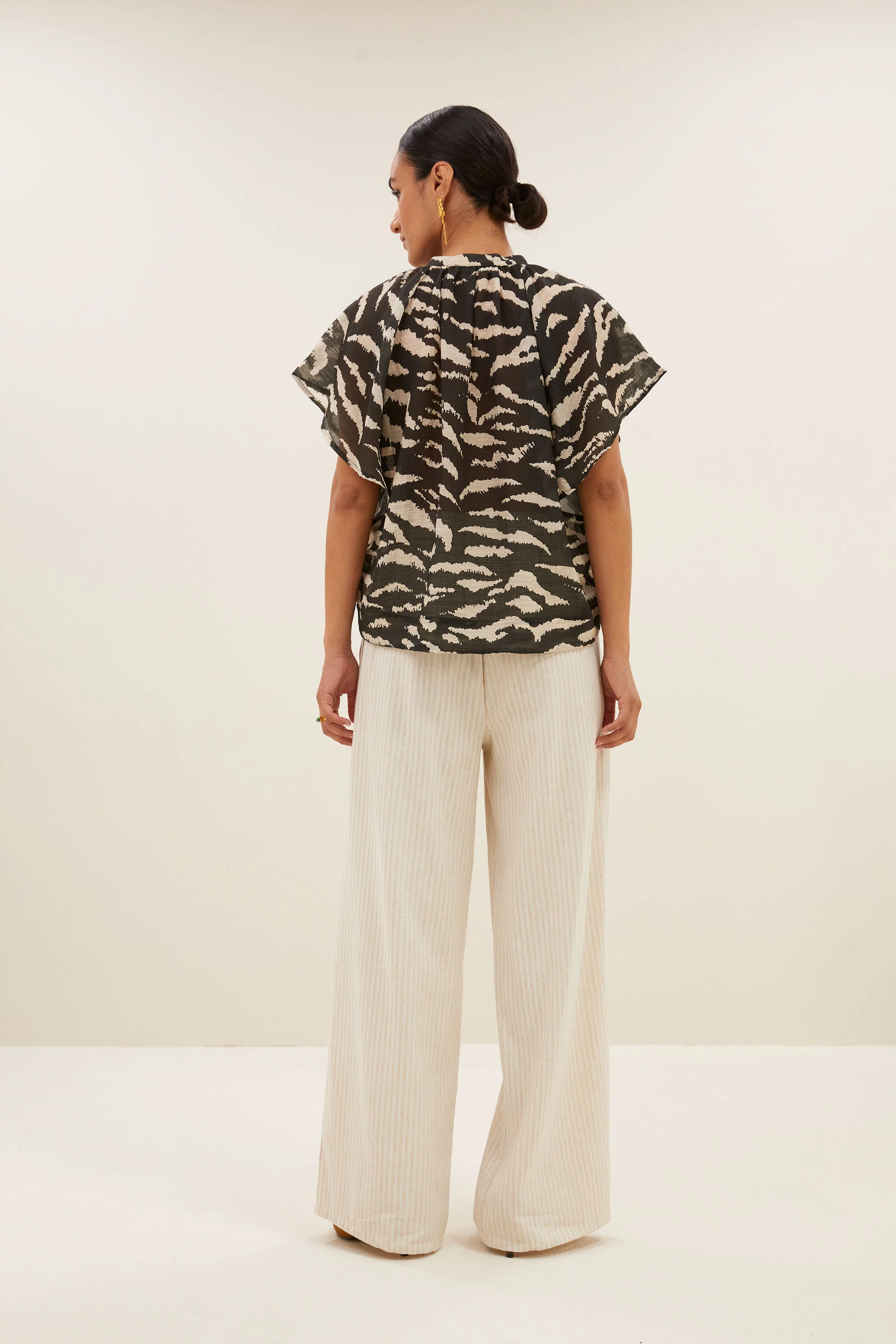 vina zebra blouse | black zebra print - Image 3