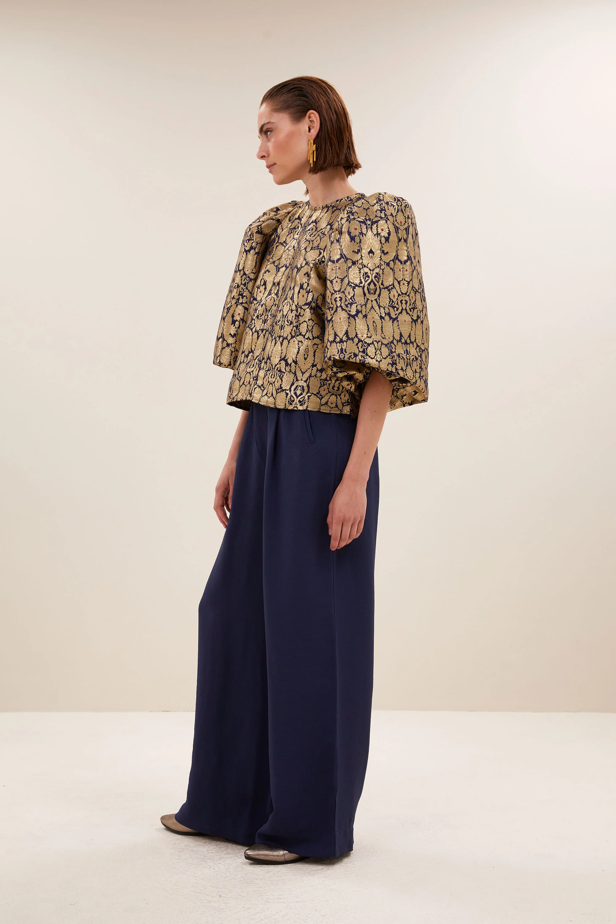 zasu festive blouse | gold - Image 5